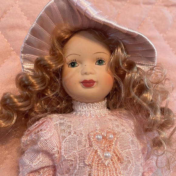 Pretty In Pink & Lace Vintage China Bisque Porcelain Doll - Picture 2 of 8